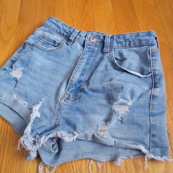 Forever 21 Women's High Rise Distressed Cut Off Denim Shorts Blue Size 26 - Picture 2 of 7
